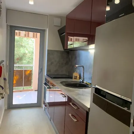Plage: Cosy A 300m De La * Frejus